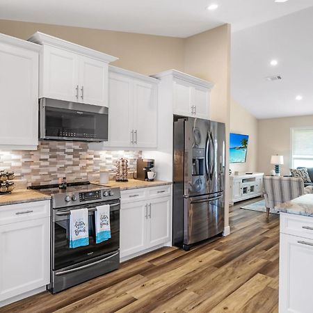 Fully Remodeled Electric-Heated Pool Home On Gulf-Access Canal - Villa Sunny Cape Coral Luaran gambar