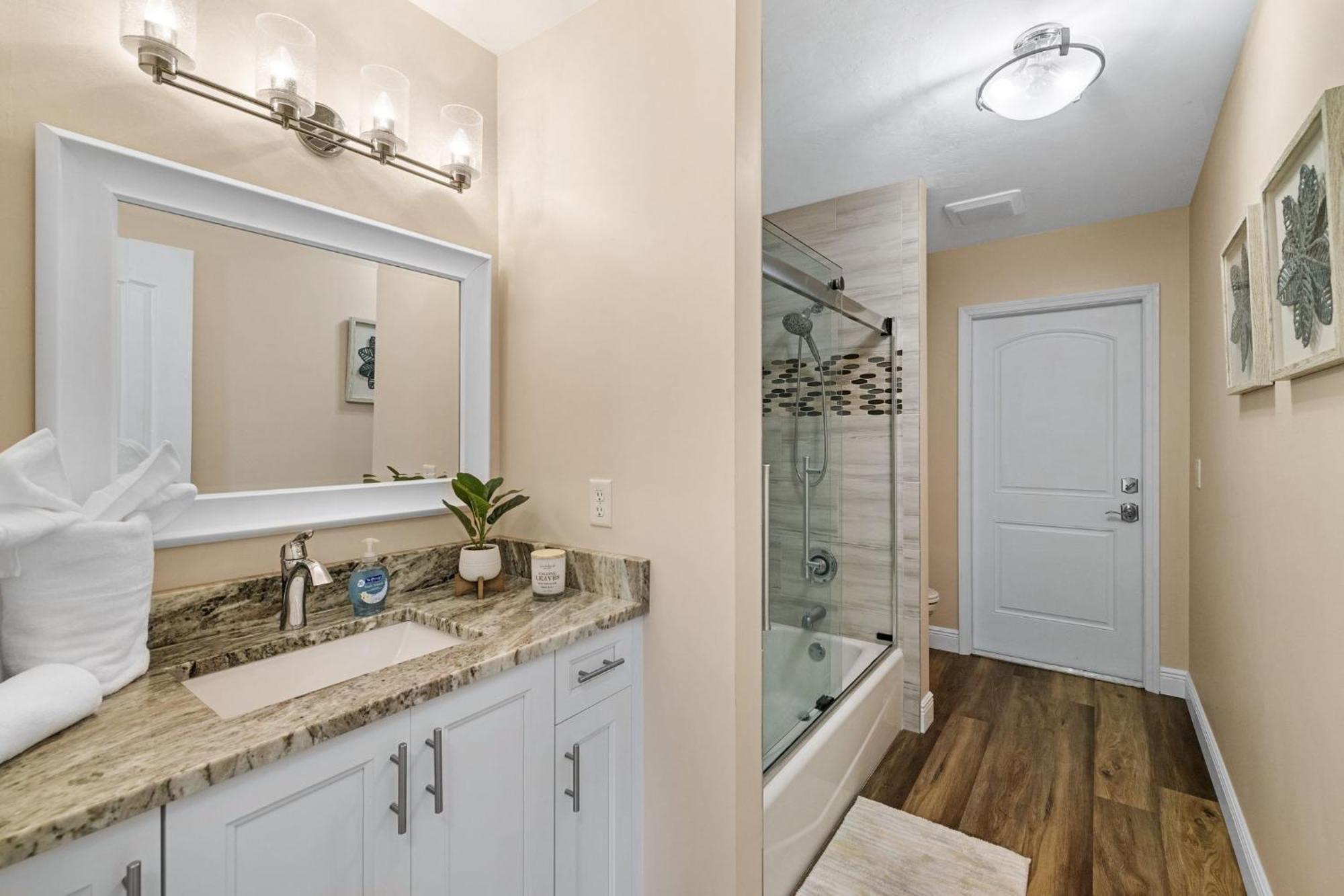 Fully Remodeled Electric-Heated Pool Home On Gulf-Access Canal - Villa Sunny Cape Coral Luaran gambar
