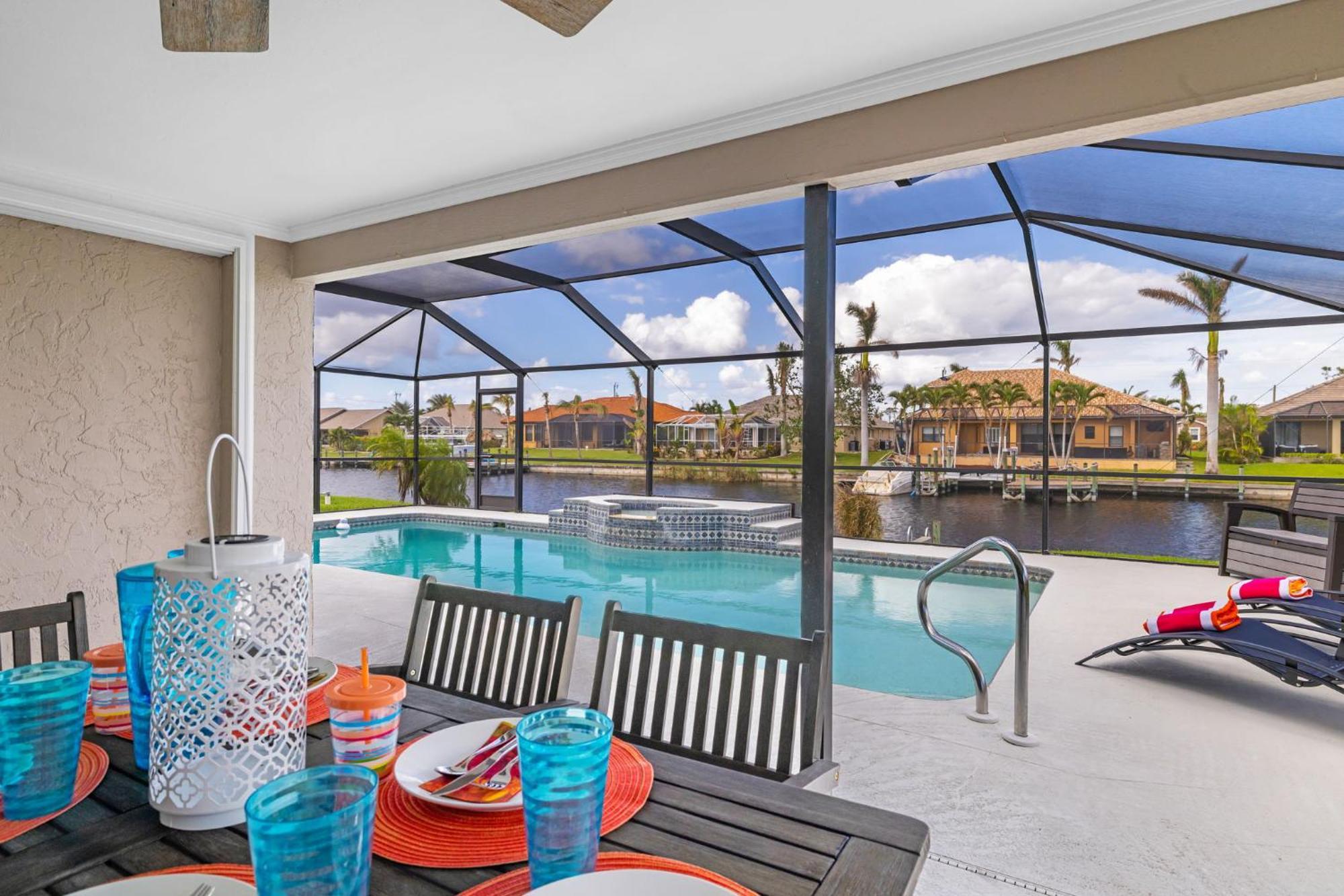 Fully Remodeled Electric-Heated Pool Home On Gulf-Access Canal - Villa Sunny Cape Coral Luaran gambar